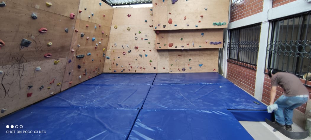 Colchoneta para escalada - Imagen 3